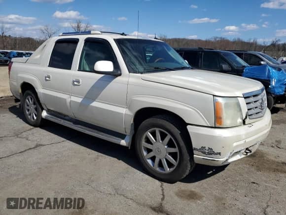 2003 Cadillac Escalade EXT with VIN 3GYEK63N43G144901, listed as a Copart auction lot 50575195 with 236,328 mi miles and Clean title. Bid and sale history available at DreamBid. Image 4.