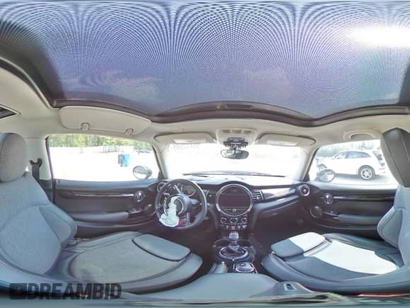 2015 MINI Hardtop S с VIN WMWXP7C54FT740648, выставлен на аукционе Copart как лот 55412595 с пробегом 51 810 миль миль и Списание • Salvage title. История ставок и продаж доступна на DreamBid. Изображение 14.