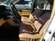 1986 Mercedes-Benz 300 E z VIN WDBEA30D8GA126892, wystawiony jako Copart lot #45038935 z przebiegiem 123 904 mil mil oraz Szkoda całkowita • Salvage title. Historia ofert i sprzedaży dostępna na DreamBid. Obrazek 7.