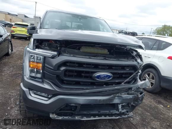 2021 Ford F-150 XL с VIN 1FTFW1E88MFA23381, выставлен на аукционе IAAI как лот 43312821 с пробегом 53 486 миль миль и . История ставок и продаж доступна на DreamBid. Изображение 6.