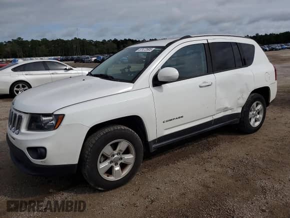 2017 Jeep Compass Latitude with VIN 1C4NJCEA4HD116179, listed as a Copart auction lot 67472695 with 126,749 mi miles and Salvage title. Bid and sale history available at DreamBid. Image 1.