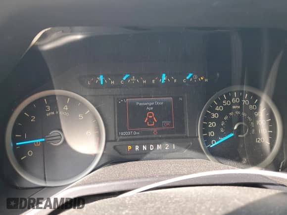 2016 Ford F-150 XLT z VIN 1FTFW1EG6GFC76128, wystawiony jako Copart lot #81265465 z przebiegiem 192 037 mil mil oraz Szkoda całkowita • Salvage title. Historia ofert i sprzedaży dostępna na DreamBid. Obrazek 9.