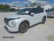 2024 Mitsubishi Outlander SEL с VIN JA4J3WA89RZ010189, выставлен на аукционе IAAI как лот 43075127 с пробегом 13 661 миль миль и . История ставок и продаж доступна на DreamBid. Изображение 2.