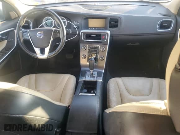 2011 Volvo S60 с VIN YV1902FH2B2013429, выставлен на аукционе Copart как лот 65014925 с пробегом 85 459 миль миль и Чистый • Clean title. История ставок и продаж доступна на DreamBid. Изображение 8.