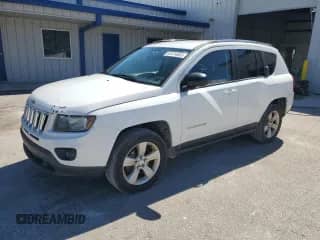 2014 Jeep Compass Sport z VIN 1C4NJDBB4ED773837, wystawiony jako Copart lot #82474845 z przebiegiem 133 337 mil mil oraz Czysty tytuł • Clean title. Historia ofert i sprzedaży dostępna na DreamBid. Obrazek 1.