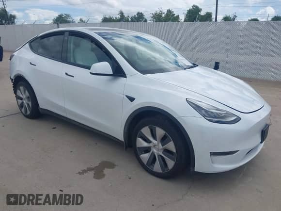 2023 Tesla Model Y Long Range с VIN 7SAYGDEE3PA131154, выставлен на аукционе IAAI как лот 43296131 с пробегом 26 783 миль миль и . История ставок и продаж доступна на DreamBid. Изображение 1.