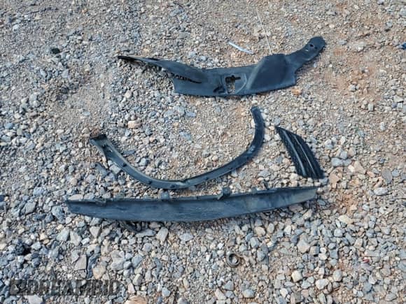 2017 Honda Pilot Touring с VIN 5FNYF5H93HB043441, выставлен на аукционе Copart как лот 62551495 с пробегом 162 357 миль миль и Списание • Salvage title. История ставок и продаж доступна на DreamBid. Изображение 13.