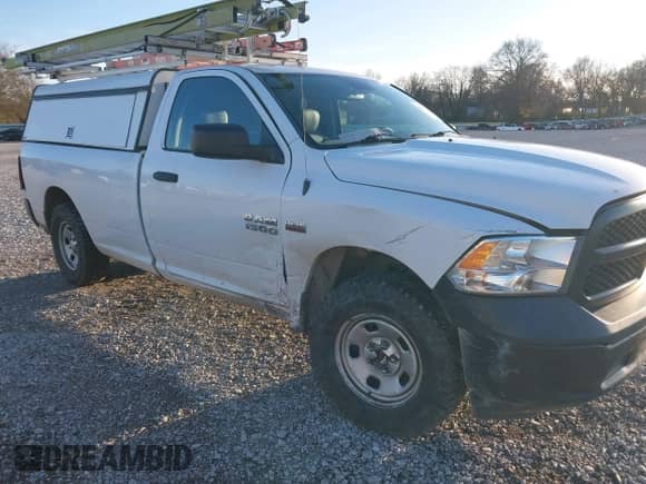 2015 Ram 1500 Tradesman with VIN 3C6JR7DTXFG660646, listed as a IAAI auction lot 41110327 with 136,581 mi miles and . Bid and sale history available at DreamBid. Image 6.