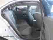 2013 Chevrolet Malibu LS z VIN 1G11A5SA8DF254541, wystawiony jako IAAI lot #42627085 z przebiegiem 154 987 mil mil oraz . Historia ofert i sprzedaży dostępna na DreamBid. Obrazek 8.