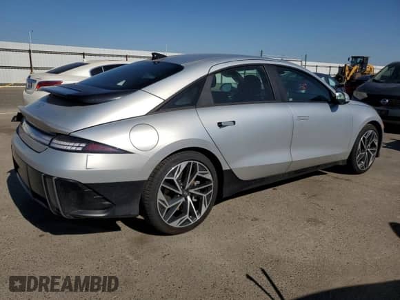 2023 Hyundai Ioniq 6 Preferred z VIN KMHM34AC8PA042828, wystawiony jako Copart lot #58494964 z przebiegiem 3 794 mil mil oraz Szkoda całkowita • Salvage title. Historia ofert i sprzedaży dostępna na DreamBid. Obrazek 3.