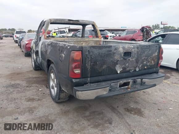2005 Chevrolet Silverado 1500 Work Truck with VIN 1GCEC14X25Z324919, listed as a IAAI auction lot 41020016 with Not provided miles and . Bid and sale history available at DreamBid. Image 3.