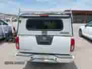 2021 Nissan Frontier S z VIN 1N6ED0CE4MN708663, wystawiony jako IAAI lot #42807499 z przebiegiem 99 635 mil mil oraz . Historia ofert i sprzedaży dostępna na DreamBid. Obrazek 16.