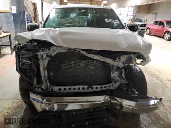 2022 GMC Sierra 1500 SLT with VIN 1GTUUDED9NZ627811, listed as a Copart auction lot 46283645 with Not provided miles and Salvage title. Bid and sale history available at DreamBid. Image 5.