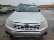 2011 Subaru Forester X z VIN JF2SHBBC9BG723345, wystawiony jako Copart lot #81730085 z przebiegiem 173 477 mil mil oraz Szkoda całkowita • Salvage title. Historia ofert i sprzedaży dostępna na DreamBid. Obrazek 5.