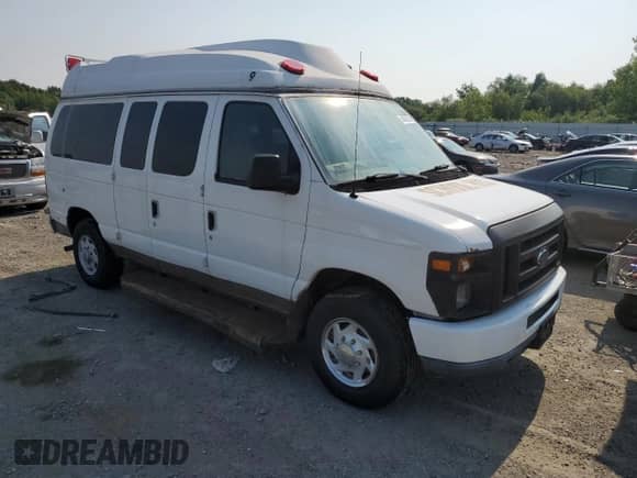 2012 Ford Econoline Cargo Recreational with VIN 1FTNE2EW4CDB25869, listed as a Copart auction lot 64228925 with 284,049 mi miles and Clean title. Bid and sale history available at DreamBid. Image 4.
