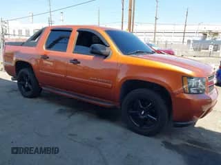 2007 Chevrolet Avalanche 3LT с VIN 3GNEC12067G202063, выставлен на аукционе IAAI как лот 43363738 с пробегом 239 853 миль миль и . История ставок и продаж доступна на DreamBid. Изображение 1.