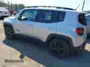 2017 Jeep Renegade Latitude z VIN ZACCJABB9HPG50241, wystawiony jako IAAI lot #42807253 z przebiegiem 61 067 mil mil oraz . Historia ofert i sprzedaży dostępna na DreamBid. Obrazek 3.