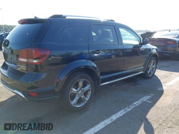 2017 Dodge Journey Crossroad Plus с VIN 3C4PDCGG4HT533099, выставлен на аукционе IAAI как лот 42824261 с пробегом 80 413 миль миль и . История ставок и продаж доступна на DreamBid. Изображение 4.