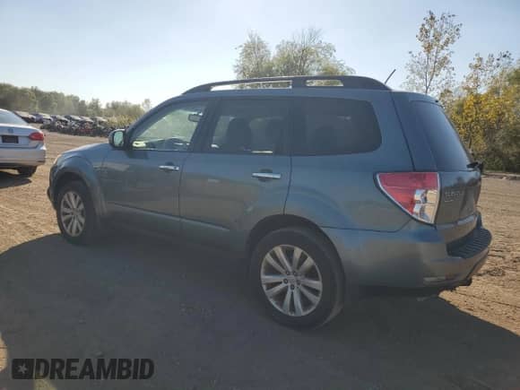 2013 Subaru Forester X Premium z VIN JF2SHADC9DH408517, wystawiony jako Copart lot #85151945 z przebiegiem 129 669 mil mil oraz Czysty tytuł • Clean title. Historia ofert i sprzedaży dostępna na DreamBid. Obrazek 2.