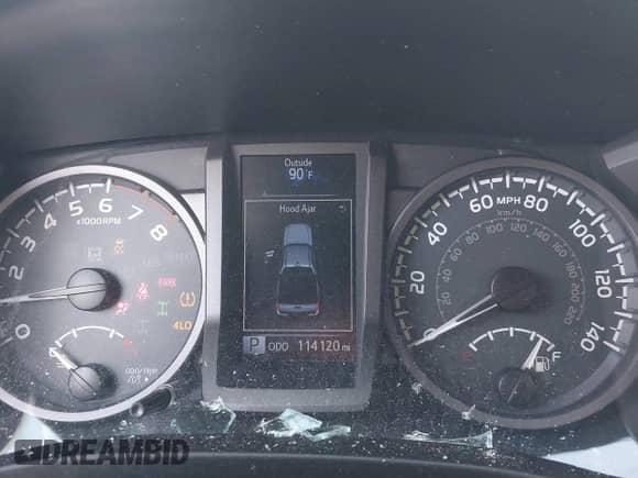 2017 Toyota Tacoma SR5 с VIN 5TFCZ5ANXHX082879, выставлен на аукционе IAAI как лот 42868022 с пробегом 114 120 миль миль и . История ставок и продаж доступна на DreamBid. Изображение 7.