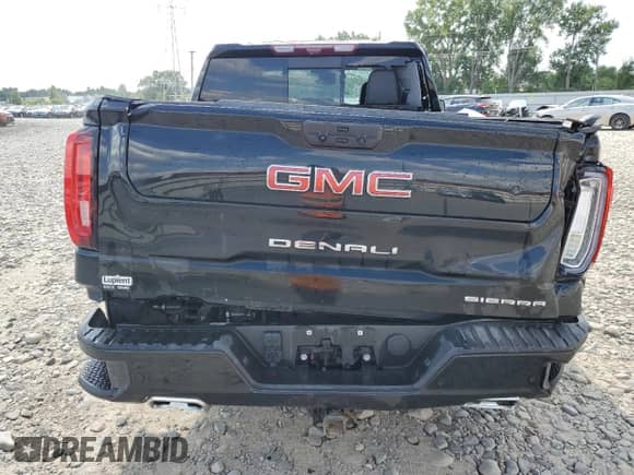 2023 GMC Sierra 1500 Denali с VIN 3GTUUGE85PG143996, выставлен на аукционе Copart как лот 70958025 с пробегом 57 331 миль миль и Списание • Salvage title. История ставок и продаж доступна на DreamBid. Изображение 6.