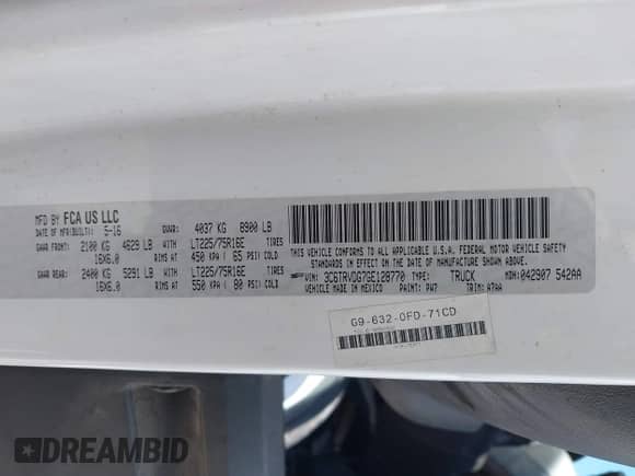 2016 Ram ProMaster Cargo z VIN 3C6TRVDG7GE128770, wystawiony jako IAAI lot #42604865 z przebiegiem 131 183 mil mil oraz . Historia ofert i sprzedaży dostępna na DreamBid. Obrazek 9.