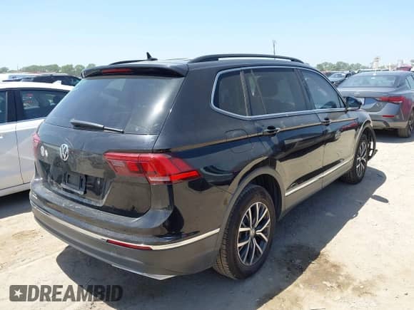 2020 Volkswagen Tiguan SE с VIN 3VV3B7AX6LM061643, выставлен на аукционе IAAI как лот 42763692 с пробегом 95 896 миль миль и . История ставок и продаж доступна на DreamBid. Изображение 4.