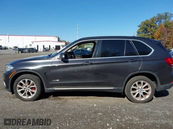 2016 BMW X5 xDrive35i with VIN 5UXKR0C55G0P19856, listed as a IAAI auction lot 43443433 with 133,652 mi miles and . Bid and sale history available at DreamBid. Image 14.