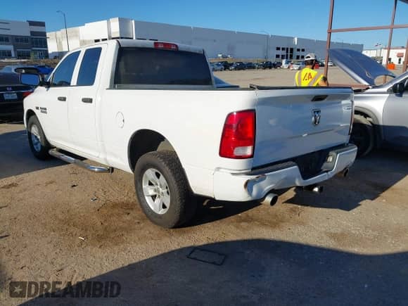 2017 Ram 1500 Tradesman z VIN 1C6RR6FT3HS590509, wystawiony jako IAAI lot #43129190 z przebiegiem 88 429 mil mil oraz . Historia ofert i sprzedaży dostępna na DreamBid. Obrazek 3.