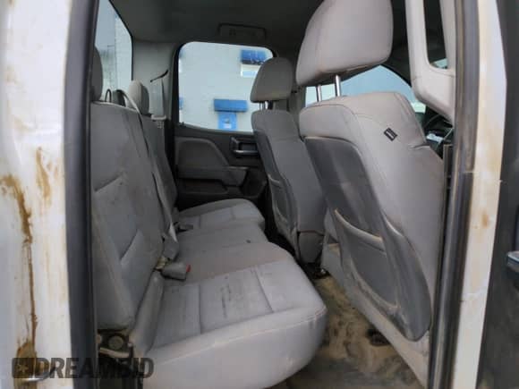 2015 Chevrolet Silverado 2500HD Work Truck z VIN 1GC2KUEG5FZ118338, wystawiony jako Copart lot #57356925 z przebiegiem 221 437 mil mil oraz Szkoda całkowita • Salvage title. Historia ofert i sprzedaży dostępna na DreamBid. Obrazek 10.