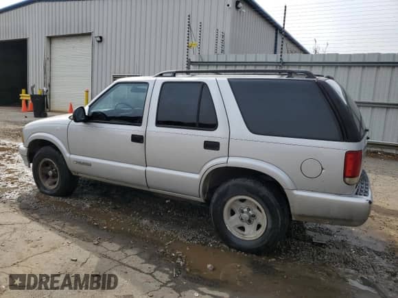 1997 Chevrolet Blazer LS z VIN 1GNCS13W2VK216755, wystawiony jako Copart lot #42385625 z przebiegiem 269 008 mil mil oraz Szkoda całkowita • Salvage title. Historia ofert i sprzedaży dostępna na DreamBid. Obrazek 2.