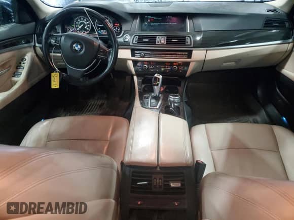 2014 BMW 5 Series 535d xDrive с VIN WBAFV3C55ED684318, выставлен на аукционе Copart как лот 72100085 с пробегом 228 946 миль миль и Списание • Salvage title. История ставок и продаж доступна на DreamBid. Изображение 8.
