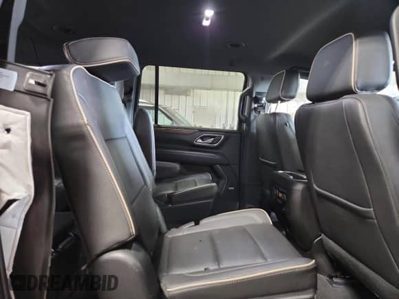 2023 Chevrolet Suburban Premier с VIN 1GNSCFKD5PR434351, выставлен на аукционе Copart как лот 80719045 с пробегом 65 114 миль миль и На запчасти • Non repairable. История ставок и продаж доступна на DreamBid. Изображение 11.