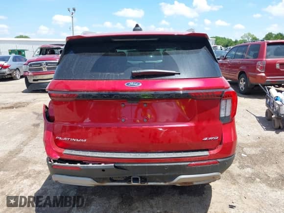 2025 Ford Explorer Platinum with VIN 1FMUK8HH1SGA67829, listed as a IAAI auction lot 42559654 with 7,240 mi miles and . Bid and sale history available at DreamBid. Image 17.