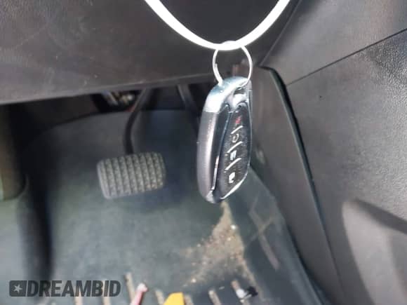 2020 Chevrolet Trax LT with VIN KL7CJLSB8LB352078, listed as a IAAI auction lot 43316530 with 80,925 mi miles and . Bid and sale history available at DreamBid. Image 11.