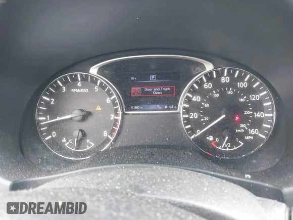 2016 Nissan Altima SR z VIN 1N4AL3APXGC292540, wystawiony jako IAAI lot #42695227 z przebiegiem 111 882 mil mil oraz . Historia ofert i sprzedaży dostępna na DreamBid. Obrazek 7.