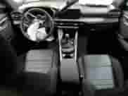 2024 Dodge Hornet R/T z VIN ZACPDFCW4R3A44118, wystawiony jako Copart lot #43177805 z przebiegiem Nie podano mil oraz Czysty tytuł • Clean title. Historia ofert i sprzedaży dostępna na DreamBid. Obrazek 8.