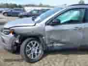 2023 Jeep Compass Latitude Lux с VIN 3C4NJDFN4PT558945, выставлен на аукционе IAAI как лот 41855576 с пробегом 9 375 миль миль и . История ставок и продаж доступна на DreamBid. Изображение 6.