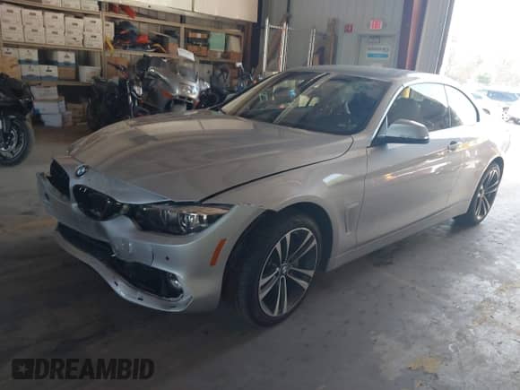 2020 BMW 4 Series 440i xDrive с VIN WBA4Z7C09L5N71339, выставлен на аукционе IAAI как лот 42580560 с пробегом 46 555 миль миль и . История ставок и продаж доступна на DreamBid. Изображение 17.