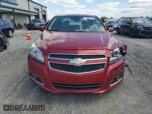 2013 Chevrolet Malibu LT with VIN 1G11E5SA5DF200781, listed as a Copart auction lot 81891115 with 109,645 mi miles and Salvage title. Bid and sale history available at DreamBid. Image 5.