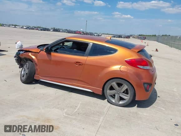 2013 Hyundai Veloster Turbo с VIN KMHTC6AE4DU169787, выставлен на аукционе IAAI как лот 43334701 с пробегом 114 117 миль миль и . История ставок и продаж доступна на DreamBid. Изображение 3.