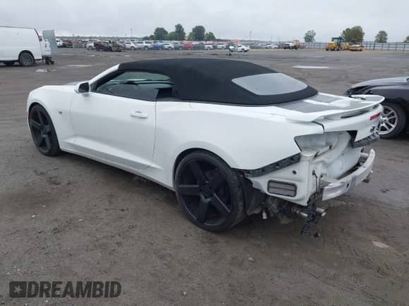 2016 Chevrolet Camaro 2LT z VIN 1G1FD3DS0G0183561, wystawiony jako IAAI lot #43062386 z przebiegiem 164 574 mil mil oraz . Historia ofert i sprzedaży dostępna na DreamBid. Obrazek 3.
