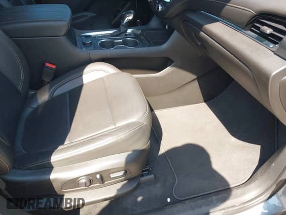 2021 Chevrolet Traverse LT с VIN 1GNERHKW3MJ220932, выставлен на аукционе IAAI как лот 43192677 с пробегом 105 675 миль миль и . История ставок и продаж доступна на DreamBid. Изображение 5.