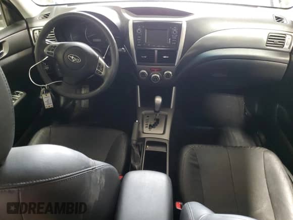 2012 Subaru Forester X Limited z VIN JF2SHAEC4CH436643, wystawiony jako Copart lot #86516225 z przebiegiem Nie podano mil oraz Szkoda całkowita • Salvage title. Historia ofert i sprzedaży dostępna na DreamBid. Obrazek 8.