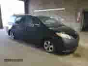 2011 Toyota Sienna LE с VIN 5TDKK3DC7BS010324, выставлен на аукционе Copart как лот 80947105 с пробегом 190 567 миль миль и Списание • Salvage title. История ставок и продаж доступна на DreamBid. Изображение 4.