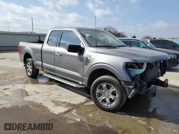 2022 Ford F-150 XL with VIN 1FTEX1CB7NFB14232, listed as a Copart auction lot 49245815 with 33,830 mi miles and Salvage title. Bid and sale history available at DreamBid. Image 4.