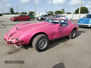 1976 Chevrolet Corvette z VIN 1Z37L6S408806, wystawiony jako Copart lot #66315505 z przebiegiem 31 102 mil mil oraz Szkoda całkowita • Salvage title. Historia ofert i sprzedaży dostępna na DreamBid. Obrazek 1.