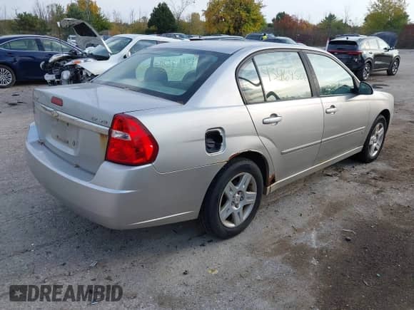 2006 Chevrolet Malibu 2LT с VIN 1G1ZT53896F147686, выставлен на аукционе IAAI как лот 43469586 с пробегом 221 629 миль миль и . История ставок и продаж доступна на DreamBid. Изображение 4.