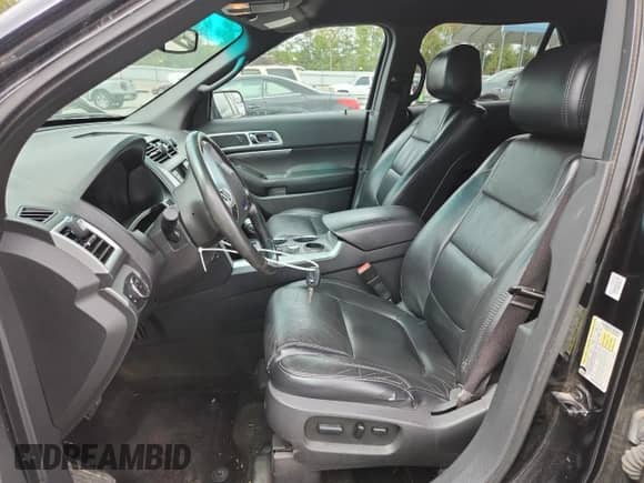 2012 Ford Explorer XLT z VIN 1FMHK7D84CGA33032, wystawiony jako Copart lot #82189625 z przebiegiem 202 760 mil mil oraz Szkoda całkowita • Salvage title. Historia ofert i sprzedaży dostępna na DreamBid. Obrazek 7.