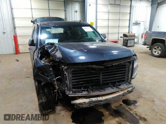 2019 Chevrolet Tahoe LS with VIN 1GNSKAEC6KR121486, listed as a IAAI auction lot 41064193 with 118,108 mi miles and . Bid and sale history available at DreamBid. Image 6.